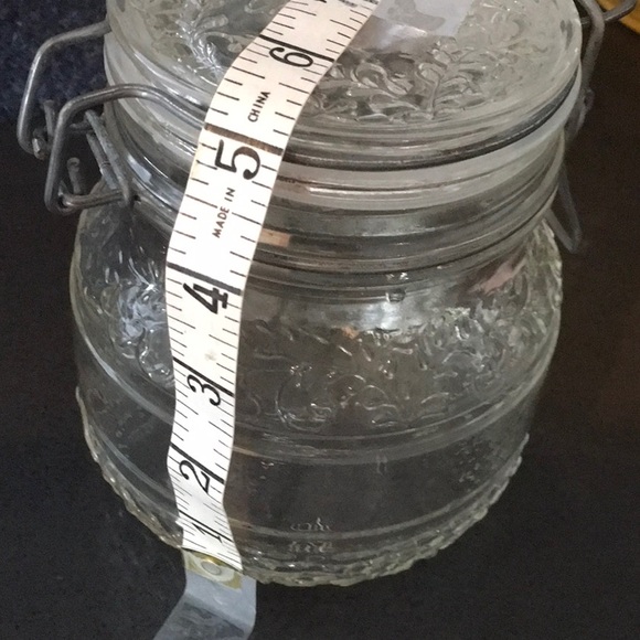Vintage Floral Cove 5” Glass Wire Bale Canister 3/4 L. - Picture 6 of 9